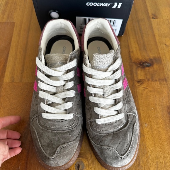 NWT Coolway Sneakers - Picture 9 of 10